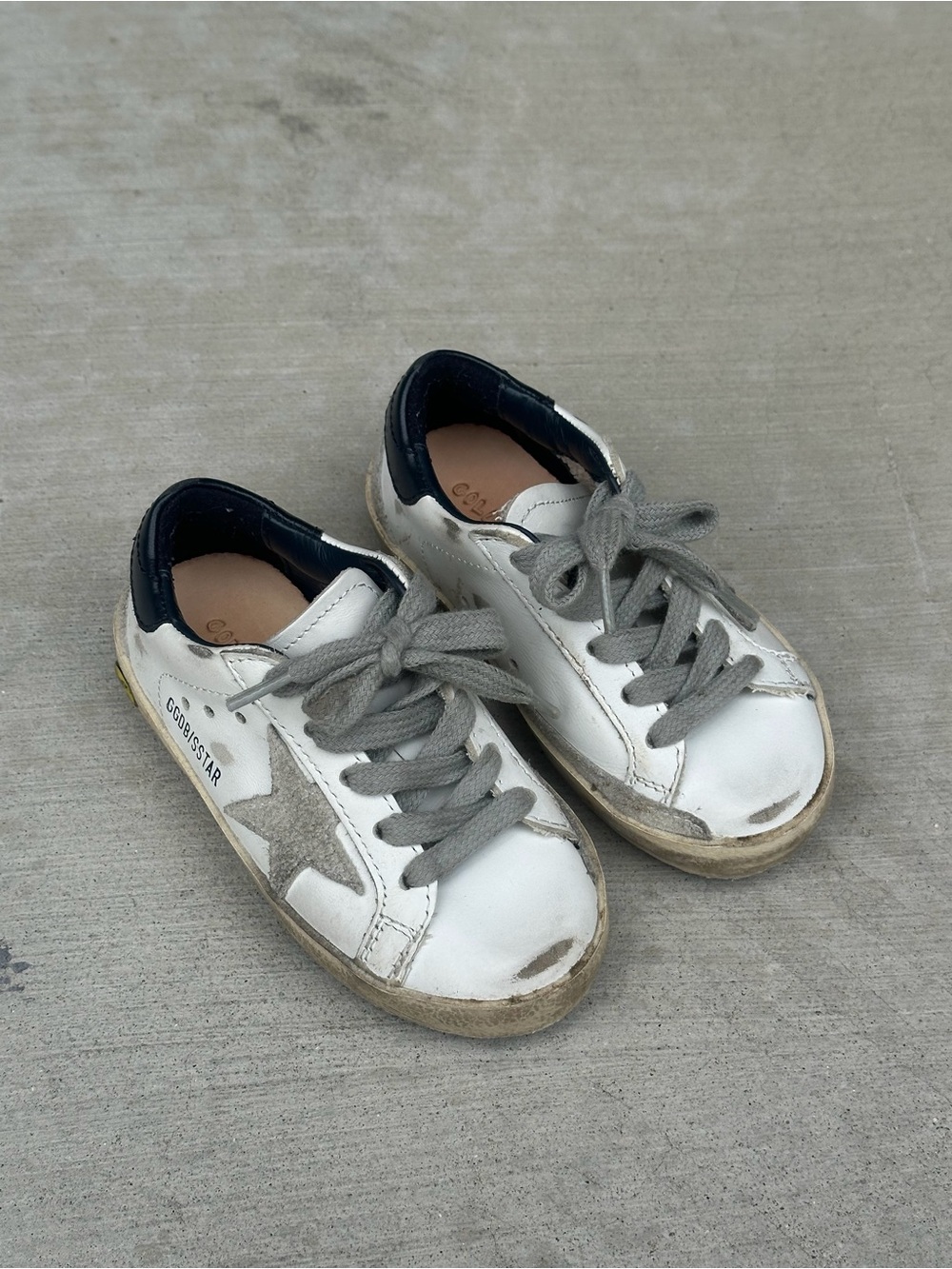 Kid’s golden goose sneakers